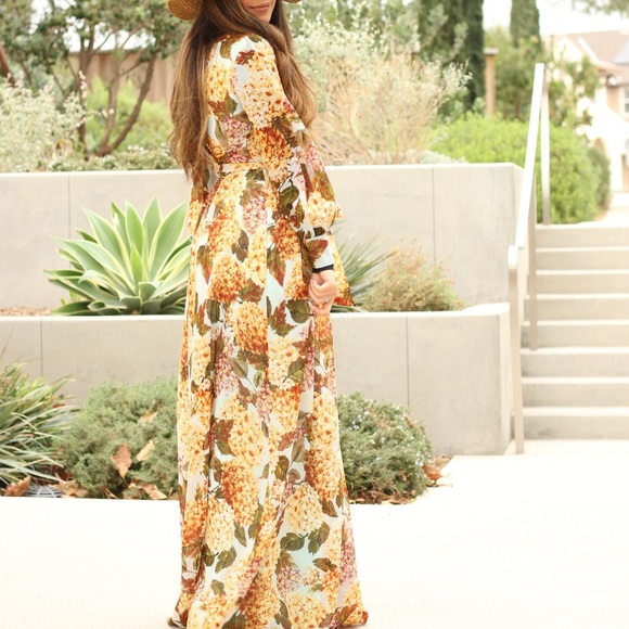 Floral maxi dress - Picture 1 of 2